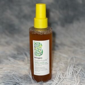 🏷️NWT Briogeo Superfoods Banana + Coconut Soft Wave Texture Spray